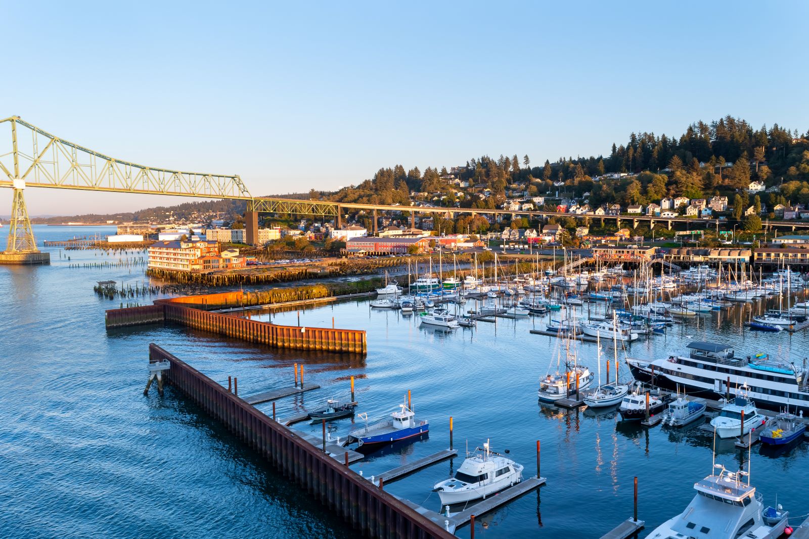 Sailing Portland to Astoria Oregon