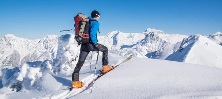 Selecting the Best Ski Backpack: A Comprehensive Guide